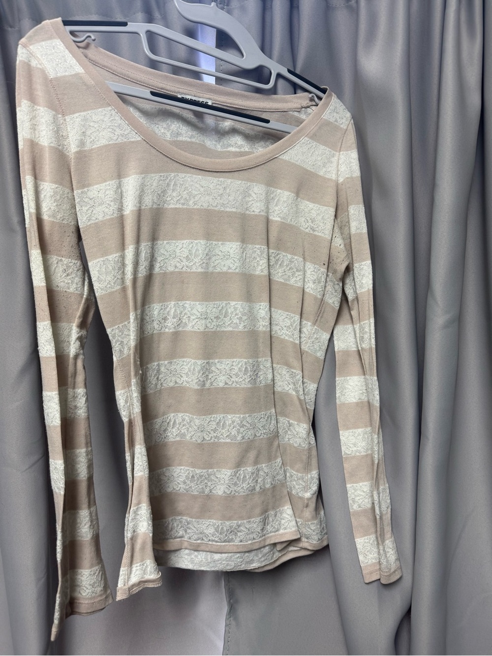 Striped Lace-Detail Long Sleeve Top - Beige & White